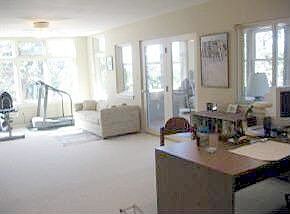 5th image of 12 Merlin Ln