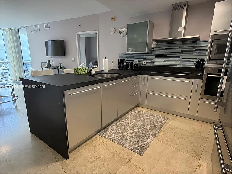 18201 Collins Ave #1908 — Photo 5