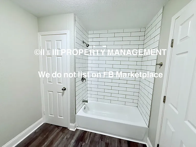 1114 S Scott Ave — Photo 19