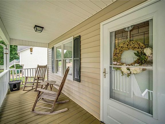 2nd image of 296 Emerald Creek Dr