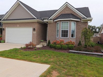 25931 King Rd, Brownstown, MI, 48174