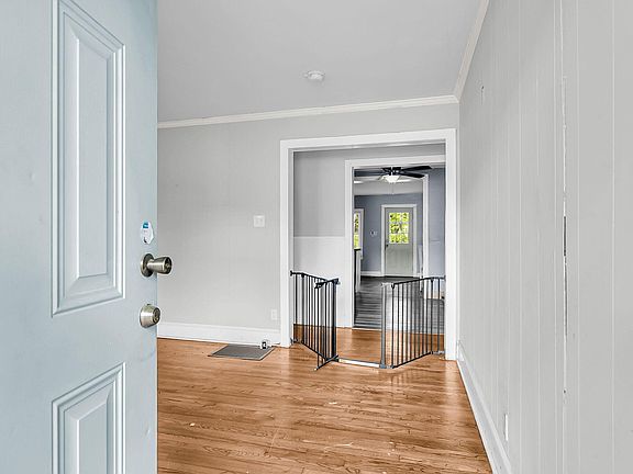 2nd image of 2334 Midland Park Rd