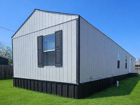 2nd image of 1215 Southway