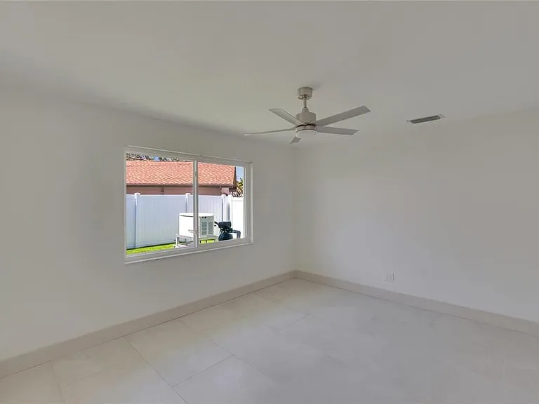 1492 Sea Gull Dr S — Photo 43