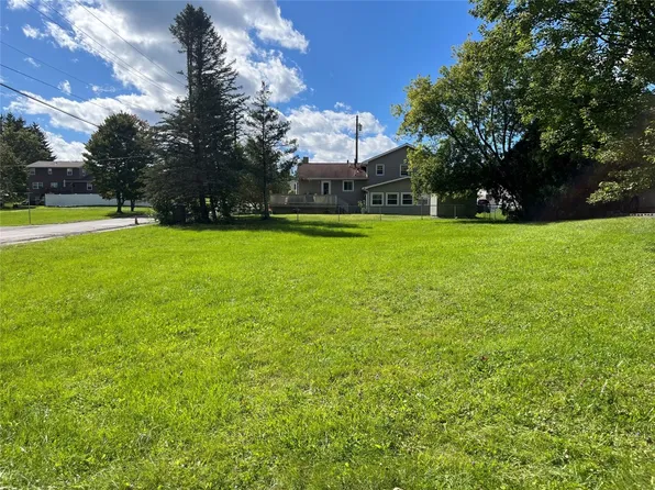 801/803 N Rogers Ave, Endicott, NY 13760