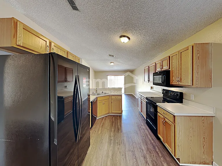 2948 Stonegate Ln — Photo 3