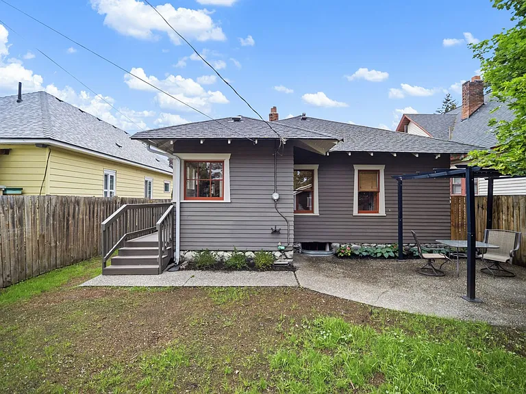 2612 W Dean Ave — Photo 13