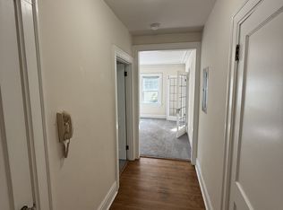 6402 Phinney Ave N #6, Seattle, WA 98103