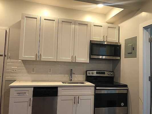 2nd image of 153 W 142nd St #59B