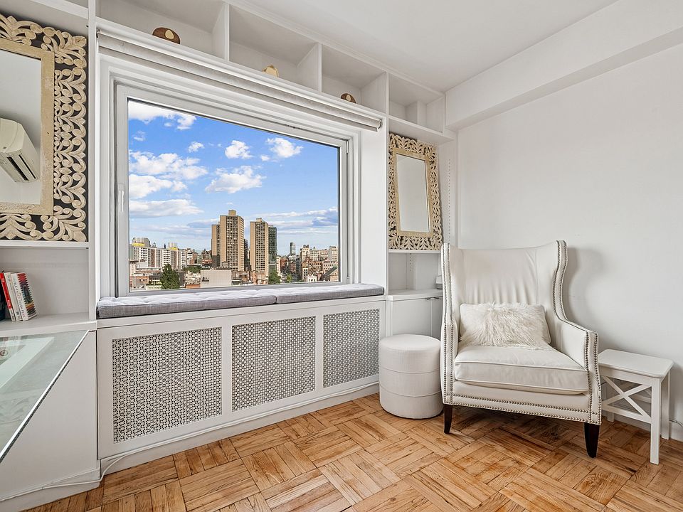 1st image of 180 W Houston St #14C