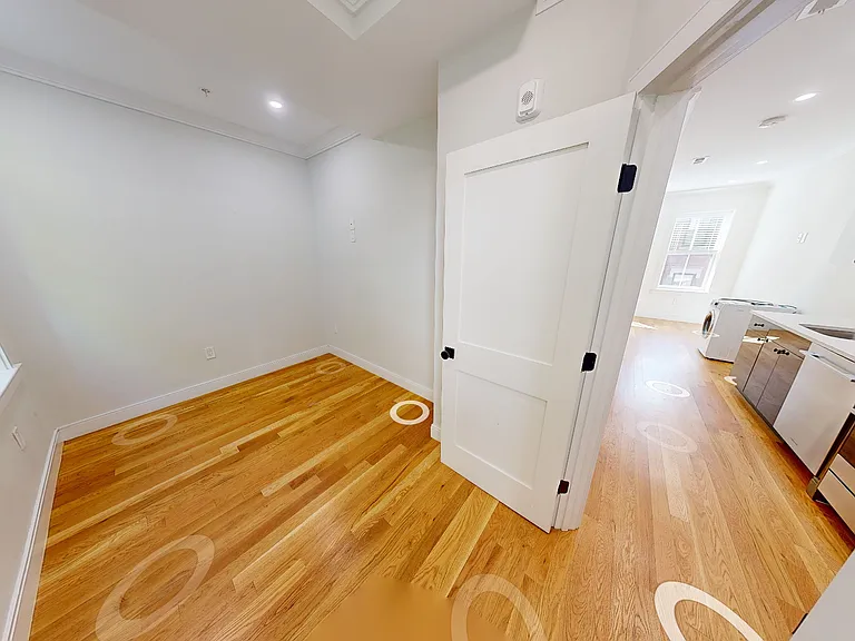 53 Joy St #8 — Photo 6