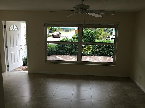 4th image of 4853 SE Bollard Ave