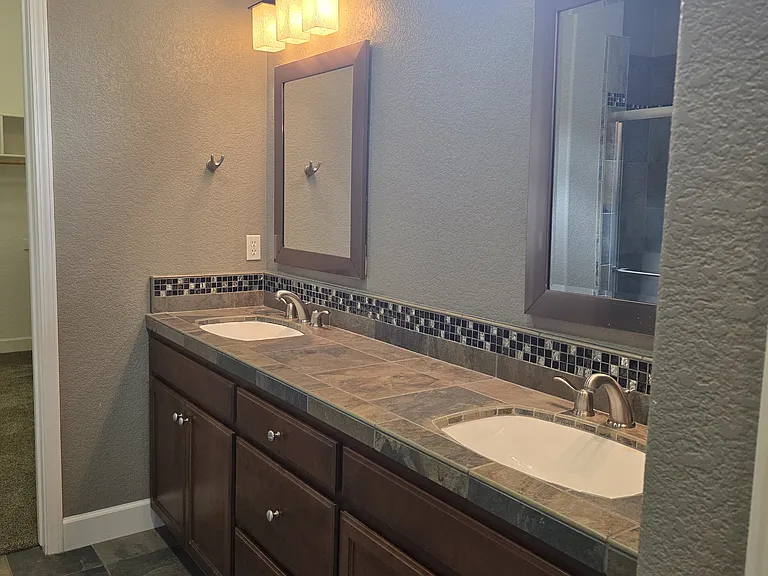 373 Marble Ln — Photo 6