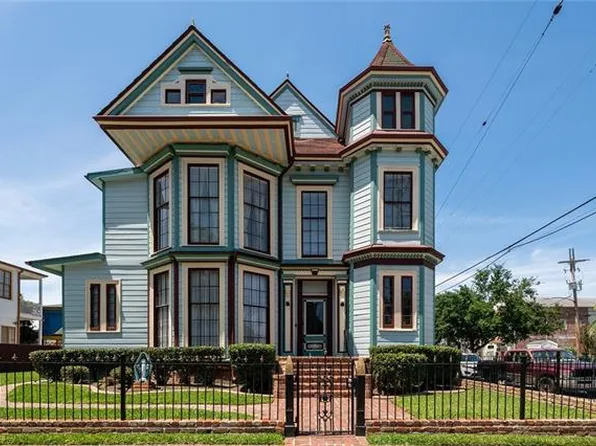 3303 Carondelet St, New Orleans, LA