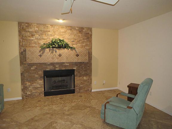 4th image of 9010 N Palm Brook Dr