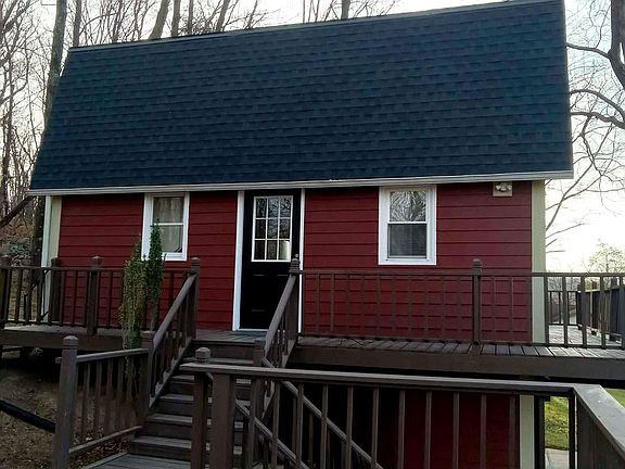 3rd image of 22 Presley Ln