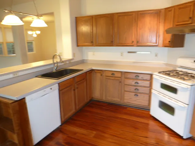 3221 Green River Dr — Photo 9