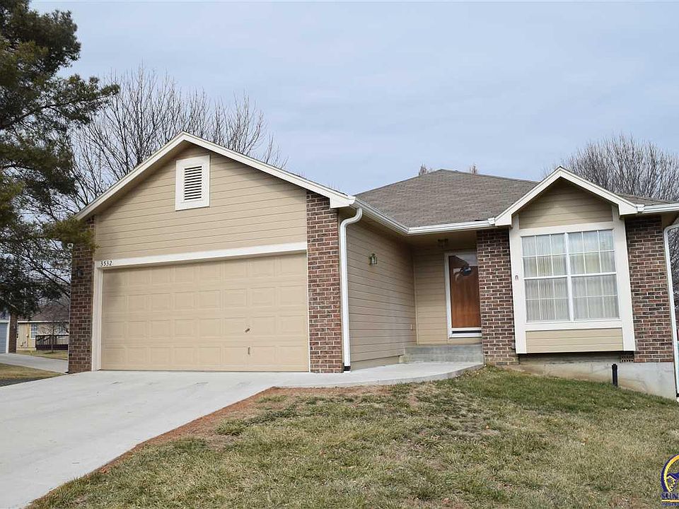 1st image of 3532 SW Willow Brook Dr