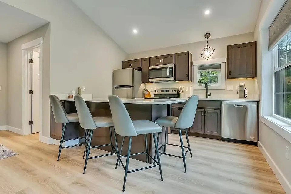 69 Bernier Lane - 1 — Photo 2
