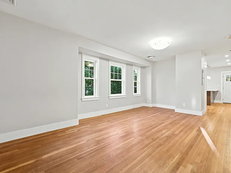 127-129 Palmer St #2 — Photo 26
