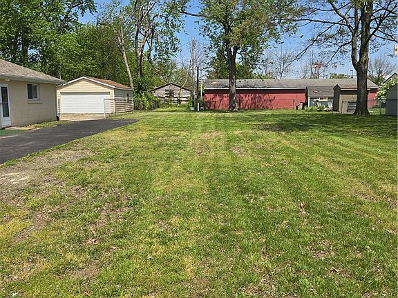 4th image of 2315 Rector Ave