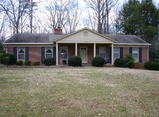 1230 Lanier Rd, Martinsville, VA 24112