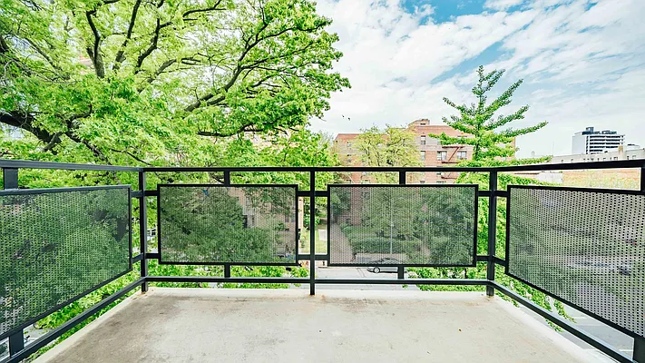 Rented by Nooklyn NYC LLC | media 53