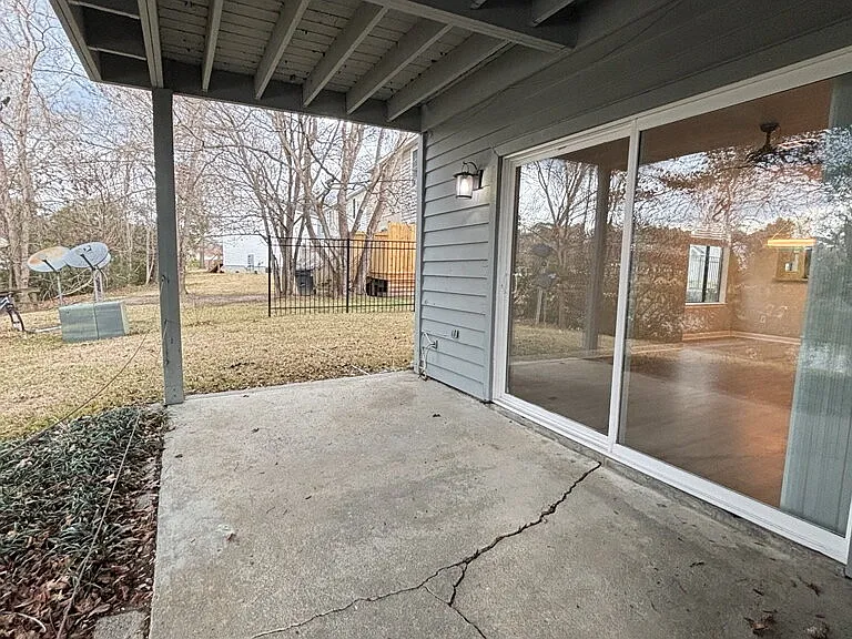 8483 Yadkin Cir #D — Photo 30