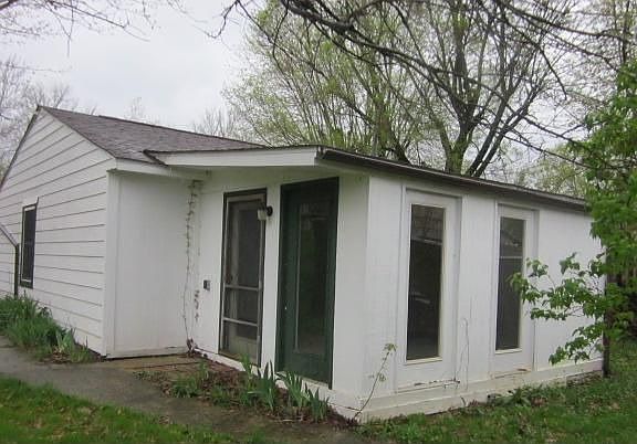 2nd image of 15042 Township Road 403