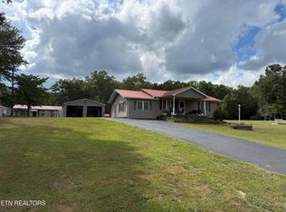 925 Unity Church Rd, Jamestown, TN 38556