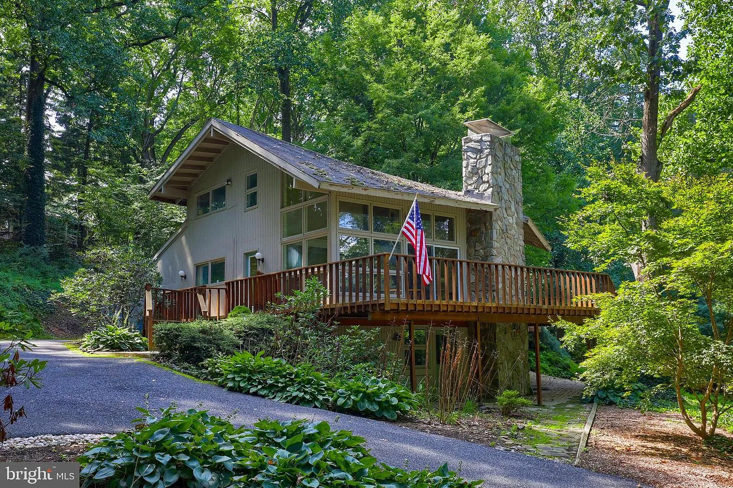 2258 Raleigh Dr photo 1