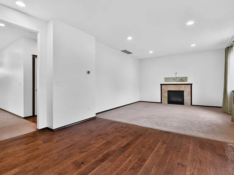 18901 34th Dr SE — Photo 12