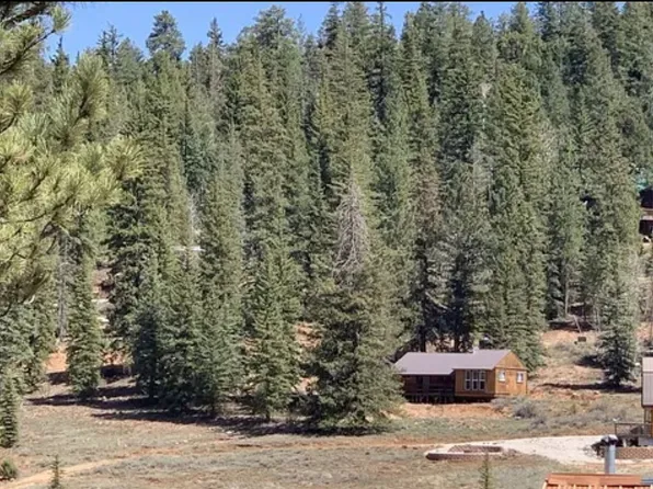 335 N Apache Trl, Duck Creek Village, UT 84762