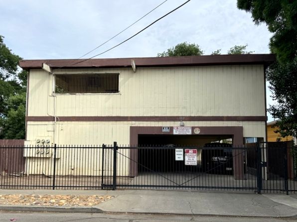 1221 E Fremont St #8