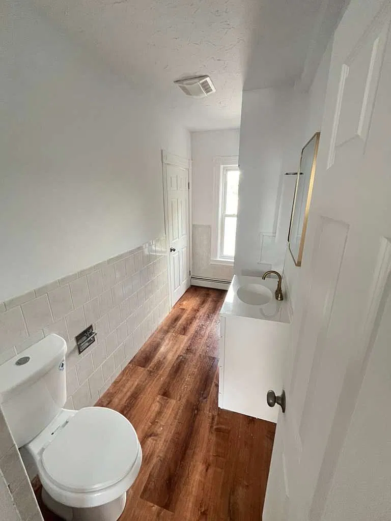 3 bed, 1300 sqft, $1,800 — Photo 4