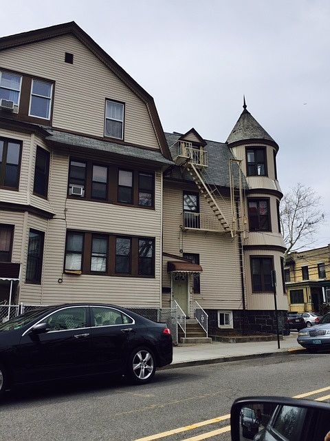 2nd image of 69 Liberty Pl APT 1F