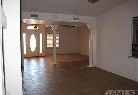 3rd image of 11405 Patricia Ave