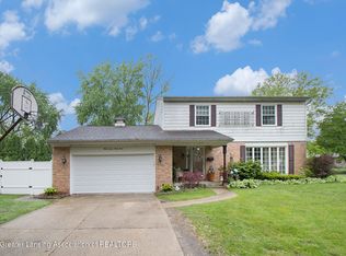 3733 Colchester Rd, Lansing, MI 48906