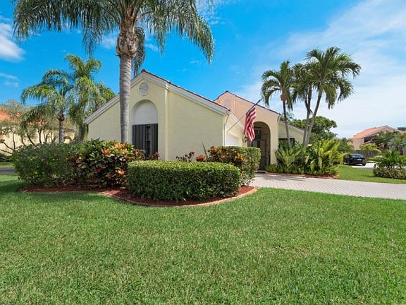4th image of 2663 La Lique Cir