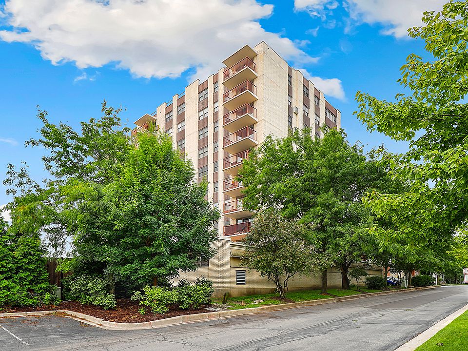 1st image of 141 N La Grange Rd APT 805