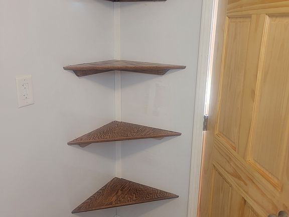 4th image of 161 Ashlyn Dr Floor 1