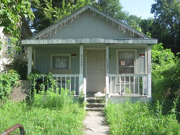 3rd image of 1238 Barnett Ave