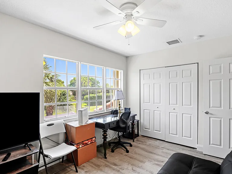 4496 Hickory Dr — Photo 23