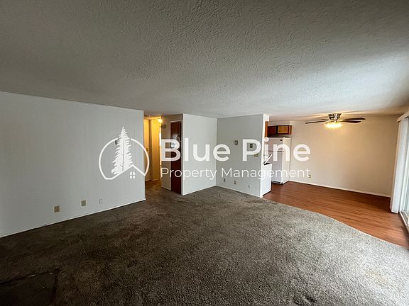 3rd image of 542 Gladstone St Unit 2