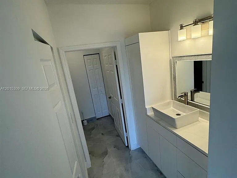 5090 SW 136th Ave — Photo 19