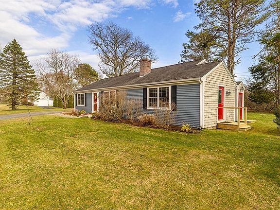 3rd image of 75 Trout Brook Rd