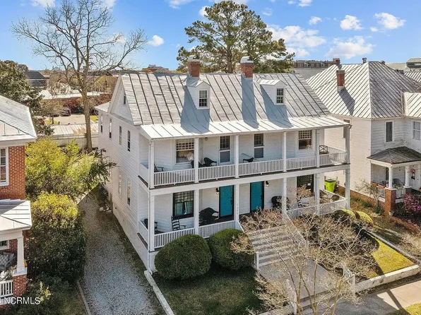 206 Metcalf St, New Bern, NC 28562