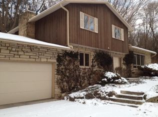 W5232 Boma Rd, La crosse, WI 54601
