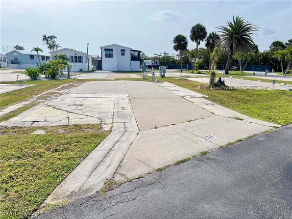 19681 Summerlin 331d Rd, Fort Myers, FL 33908