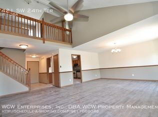 7421 SW 24th Ter, Topeka, KS 66614